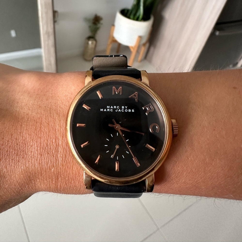 Marc Jacob’s rose gold women’s watch